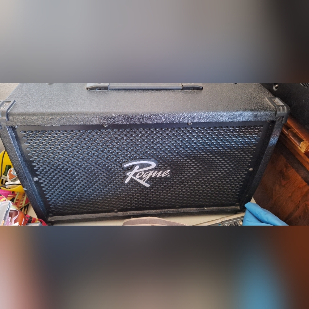 Rogue Black Amplifier